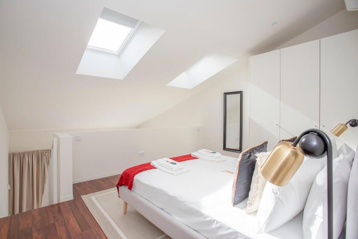 Liiiving In Porto - Luxury Gallery Apartments Kültér fotó
