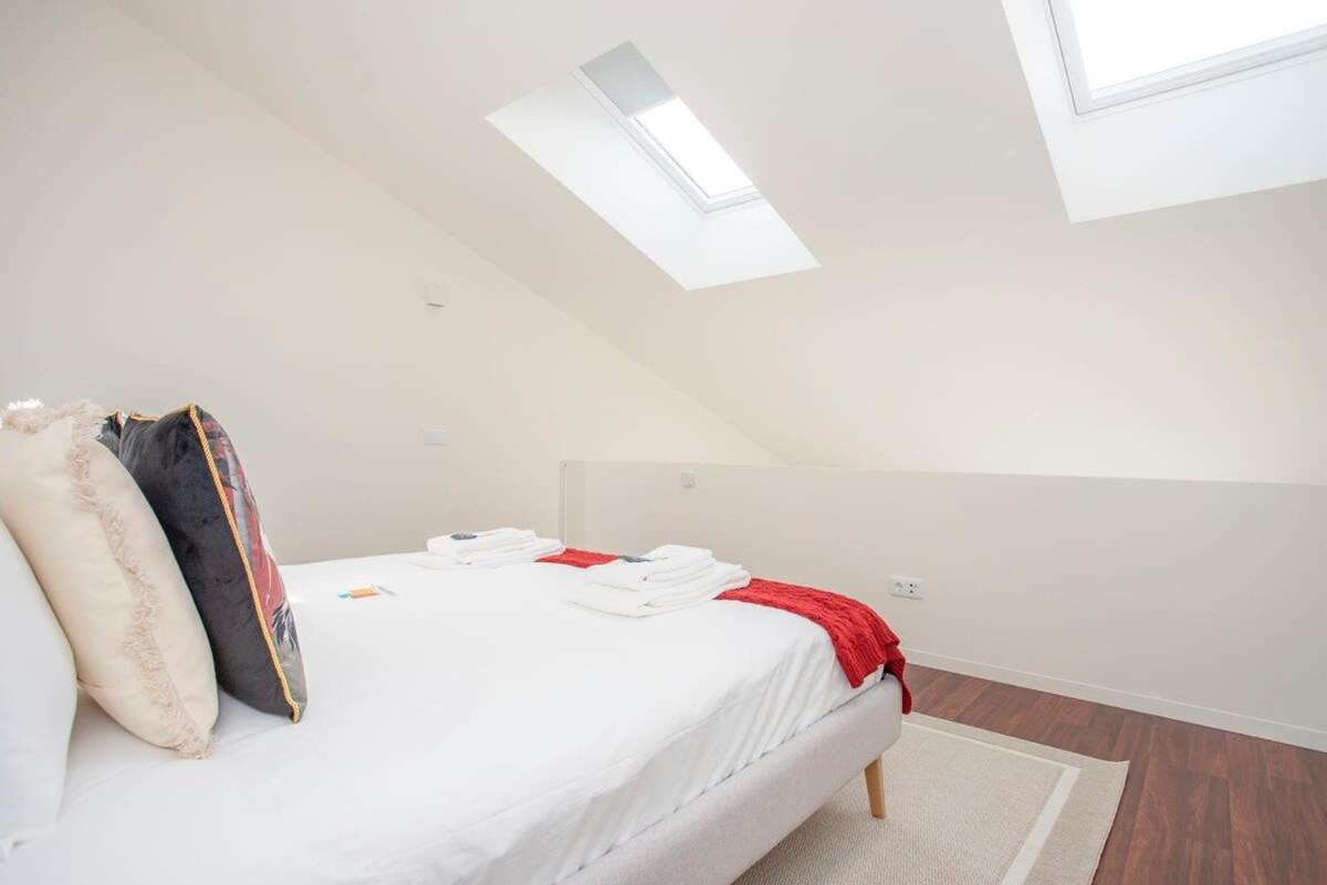Liiiving In Porto - Luxury Gallery Apartments Kültér fotó